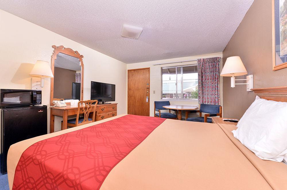 Corvallis Budget Inn Exterior photo